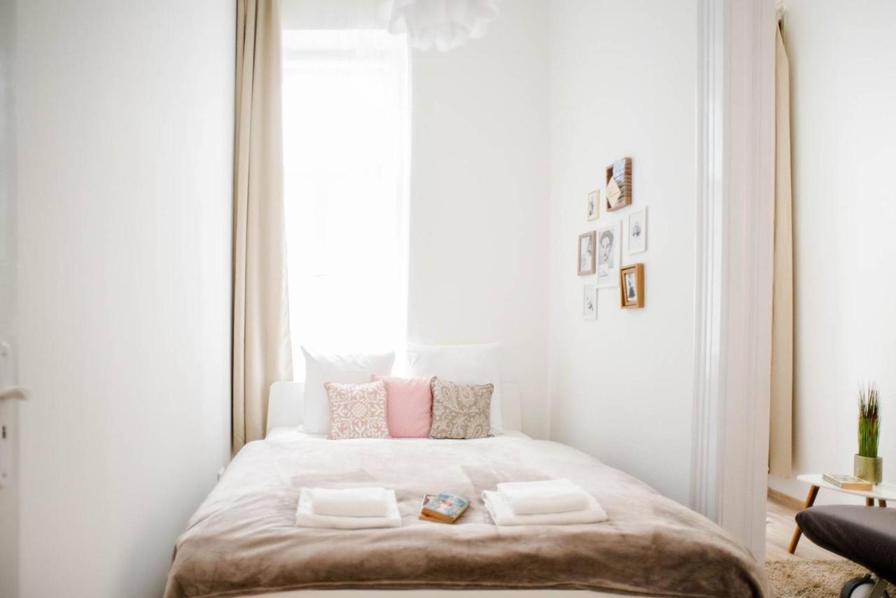 Comfy, Renewed 3 Bedroom Apt In Center Budapest Extérieur photo
